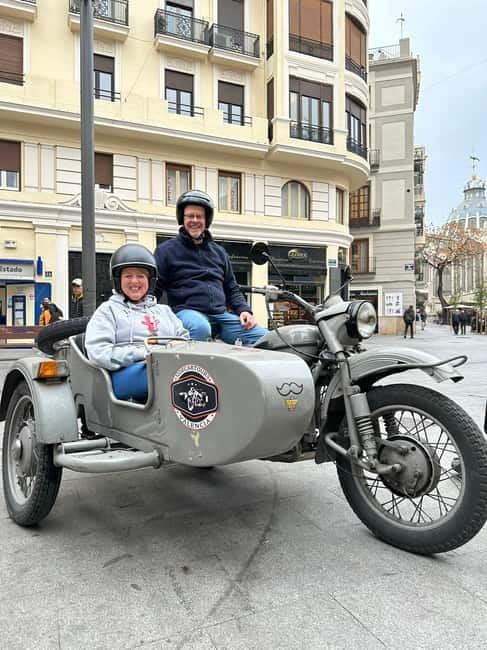 Valencia: The Highlights Tour in Vintage Sidecar - The City of Arts and Sciences