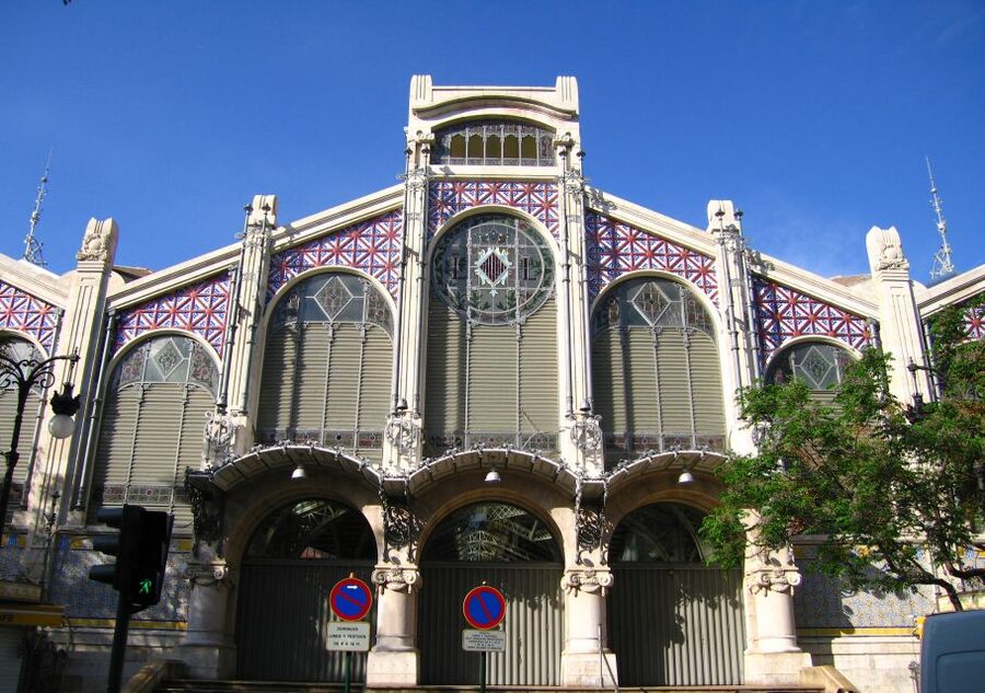 Valencia: Walking Tour of the Medieval City Center - Pace, comfort, and accessibility
