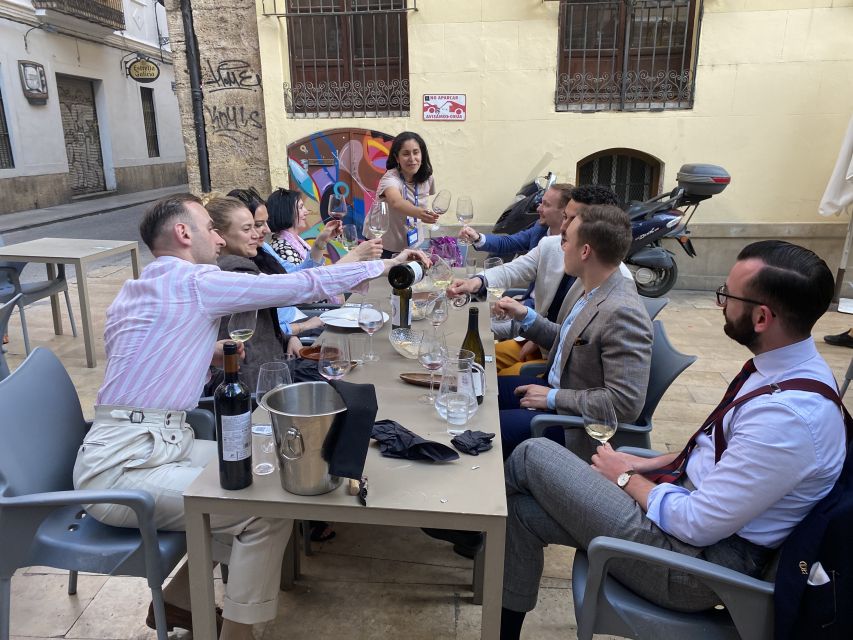 Valencia: Wine Tasting and Tapas Experience - Who should book this experience