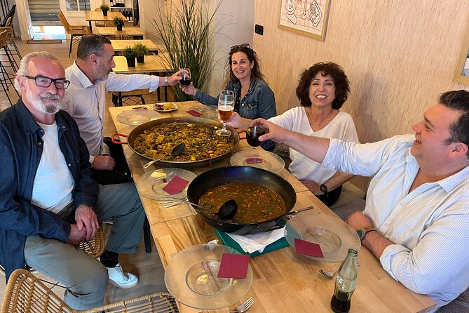 Valencian Paella class with welcome drinks and tapas - Christian, Jorge, and Krystyna as Possible Hosts
