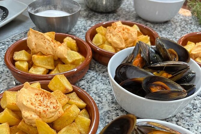 Valencian paella cooking class, tapas and visit to Ruzafa market. - Practical details that make the day easier