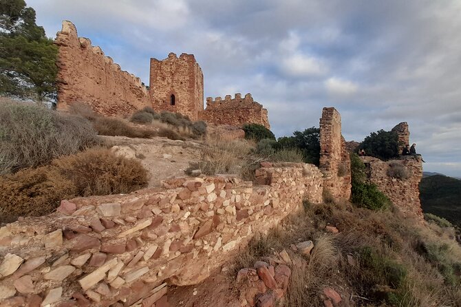 Watch the Sunset from the castle of Serra - Serra Castle and the evening view